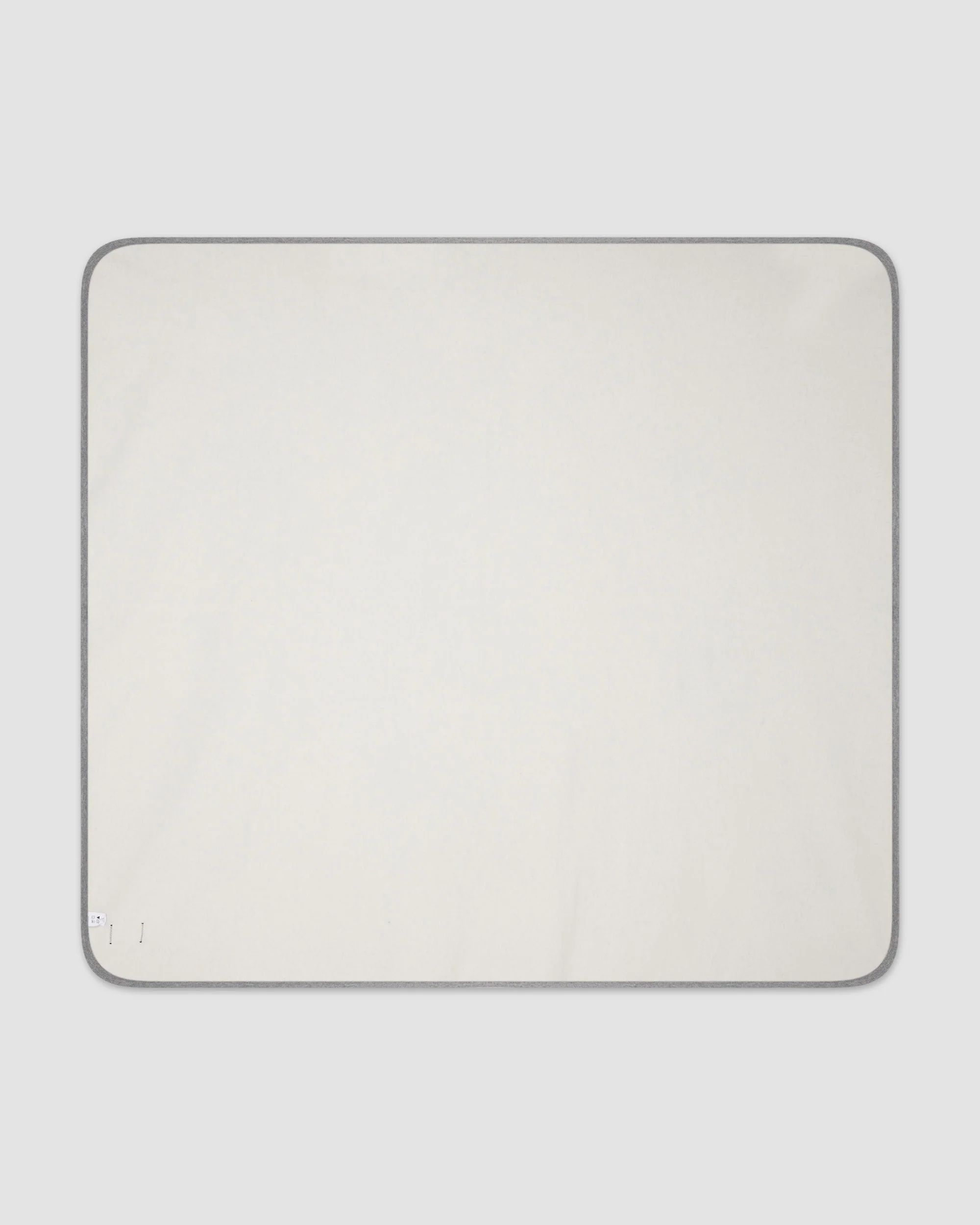 Heavyweight Fleece Stadium Blanket - Image 4