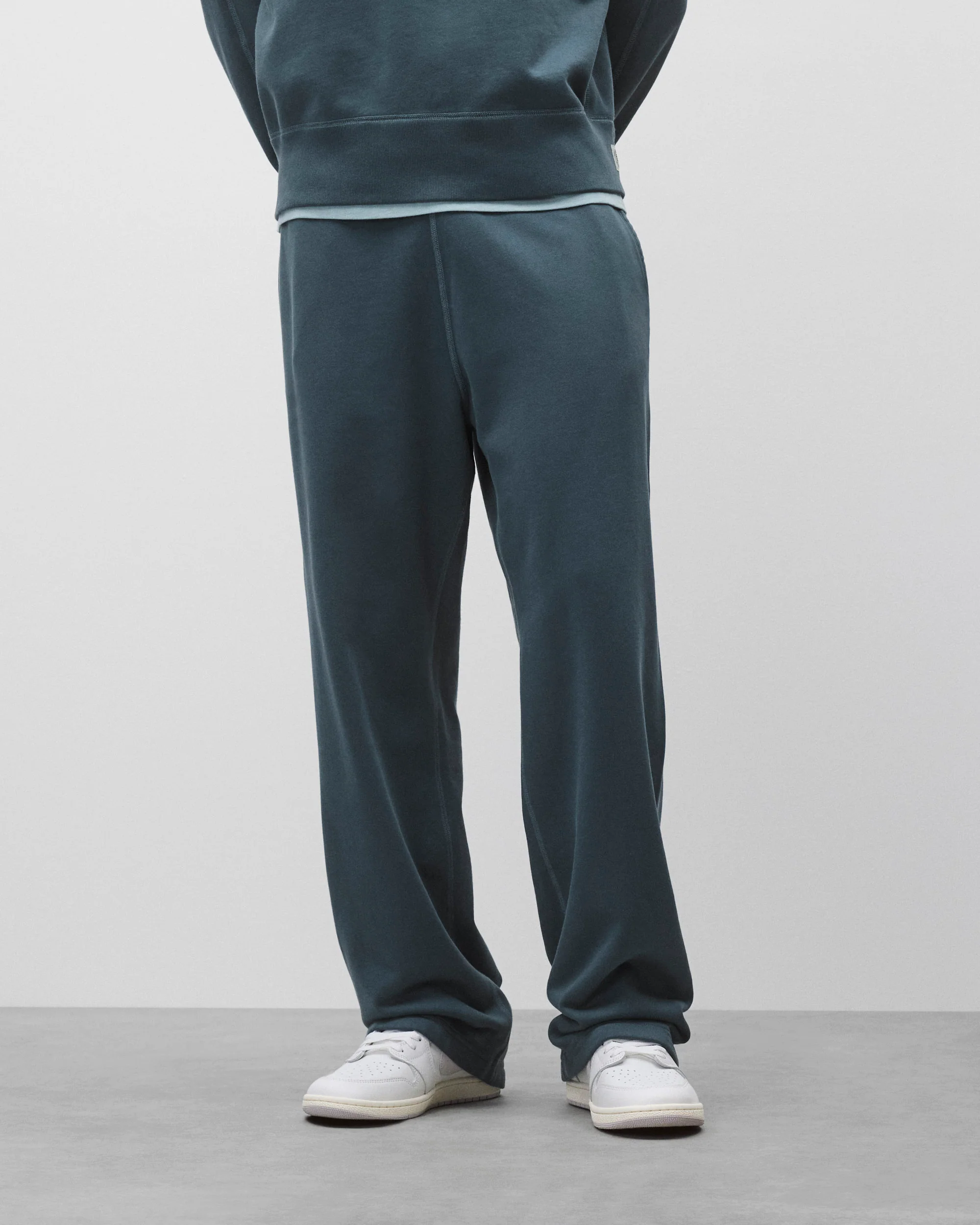 Midweight Terry Relaxed Sweatpant - Image 3