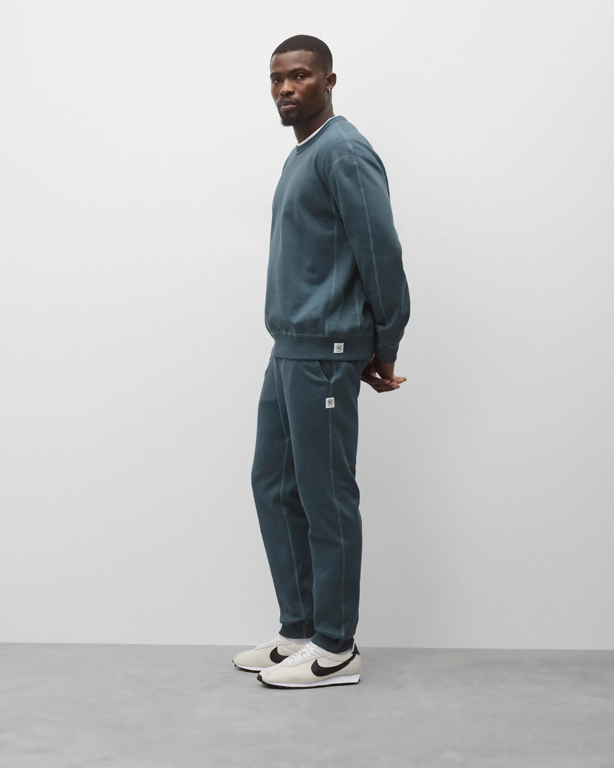 Midweight Terry Slim Sweatpant - Image 4